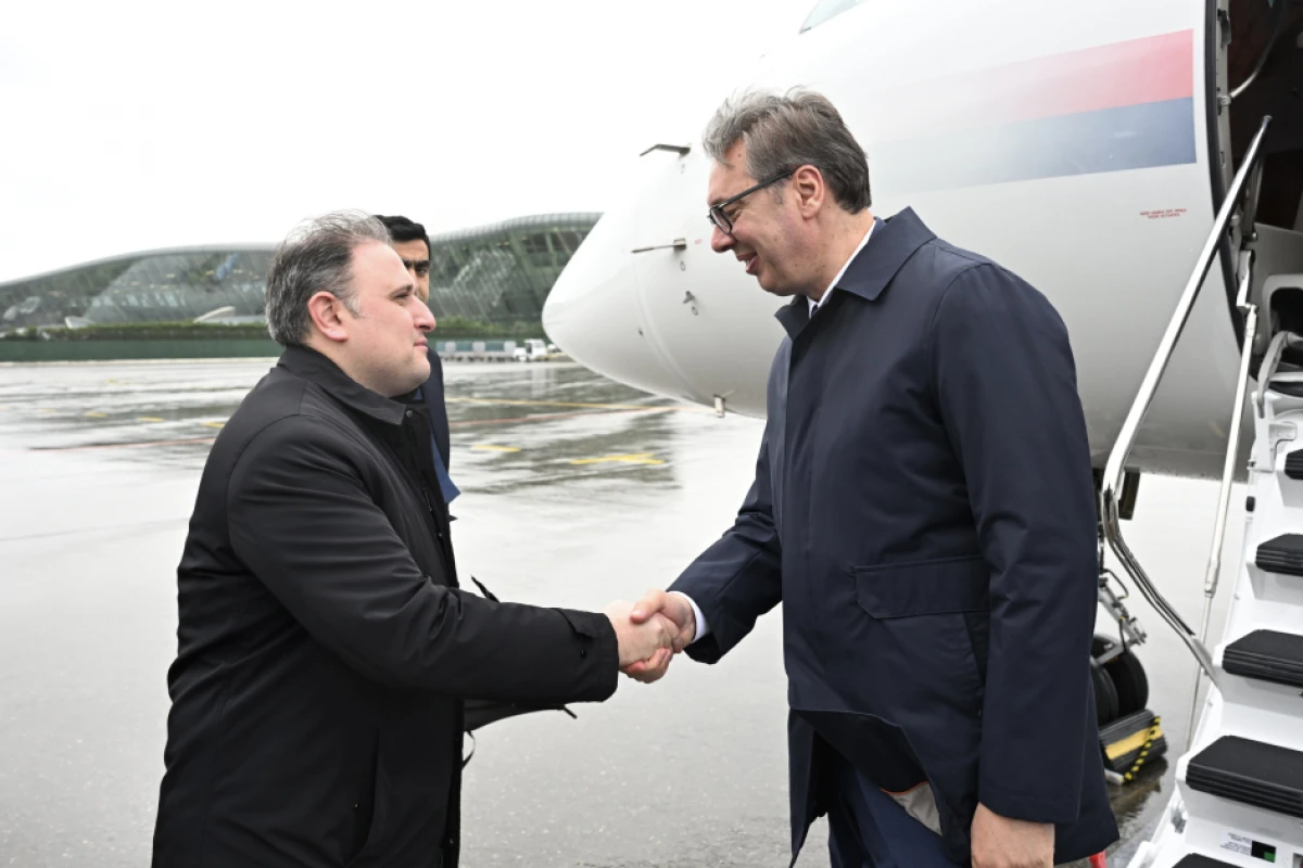 Serbiya Prezidenti Azərbaycana səfərə gəldi