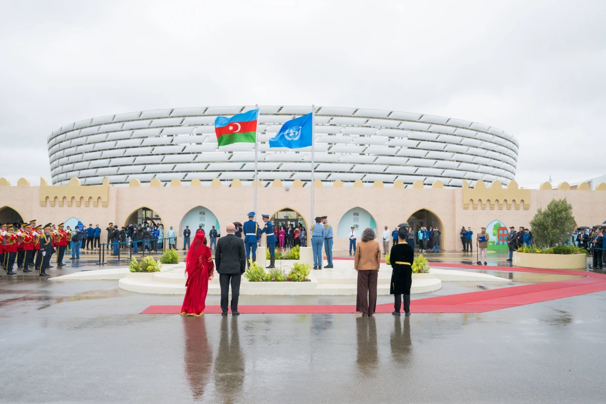 Nazirlər, assambleya və bayraq mərasimi: WUF13-ə möhtəşəm start — 9