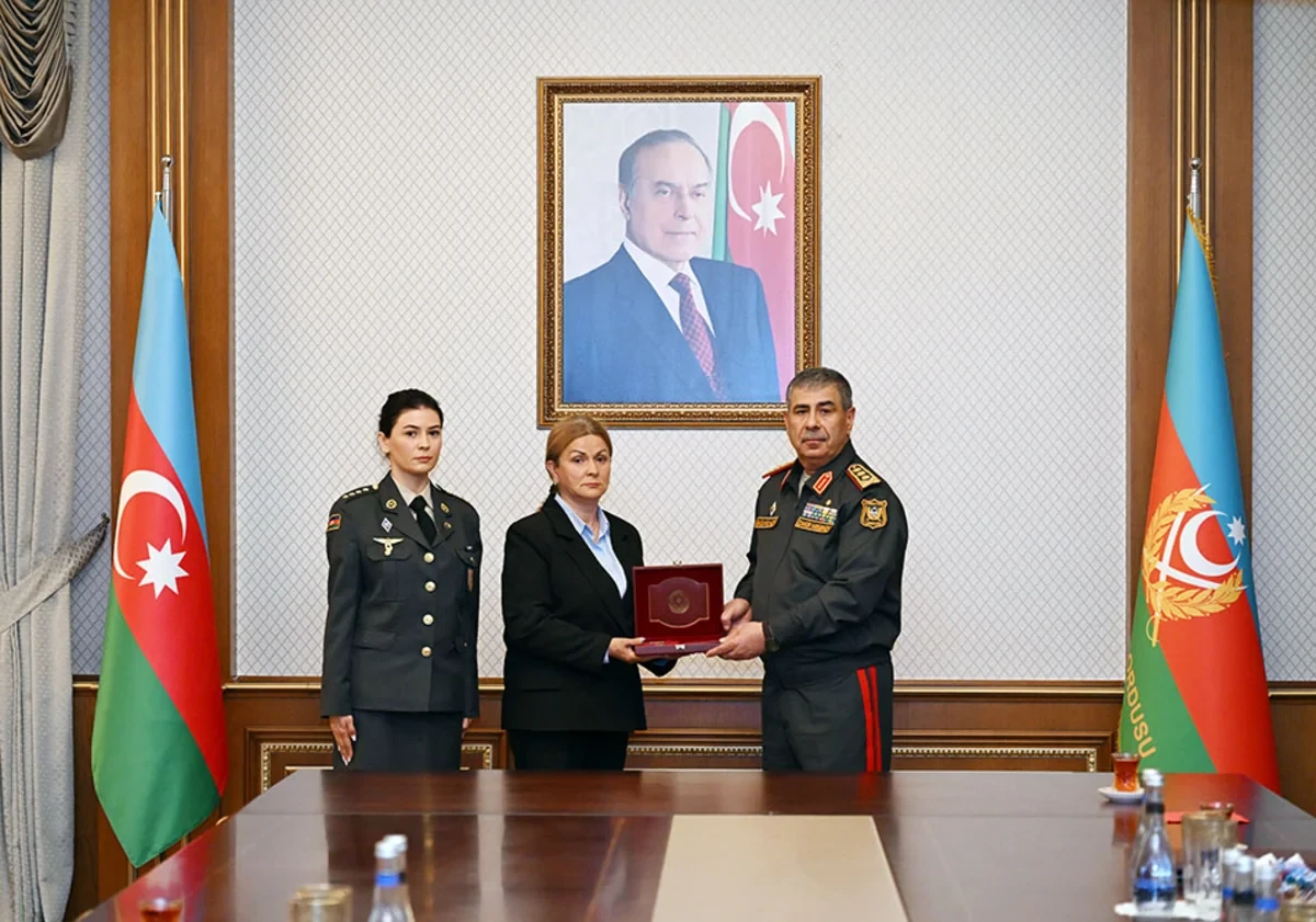 Milli qəhrəmanların ailələlərinə medallar təqdim edildi — 3