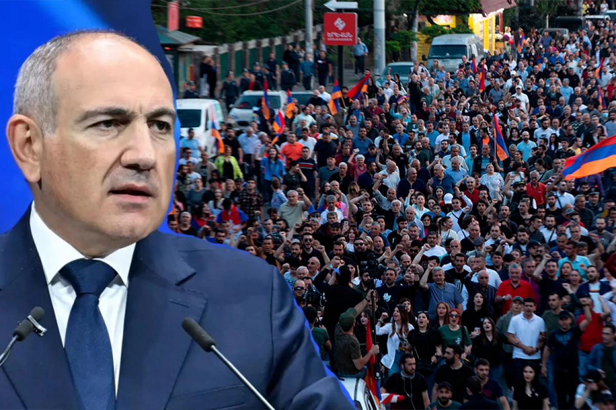 Satqınlar Paşinyana "satqın" deyir - Ermənistanda hava qarışıb