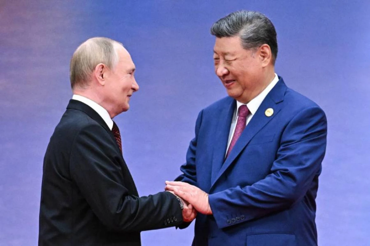 Si və Putin çay süfrəsi ətrafında Trampı müzakirə etdi