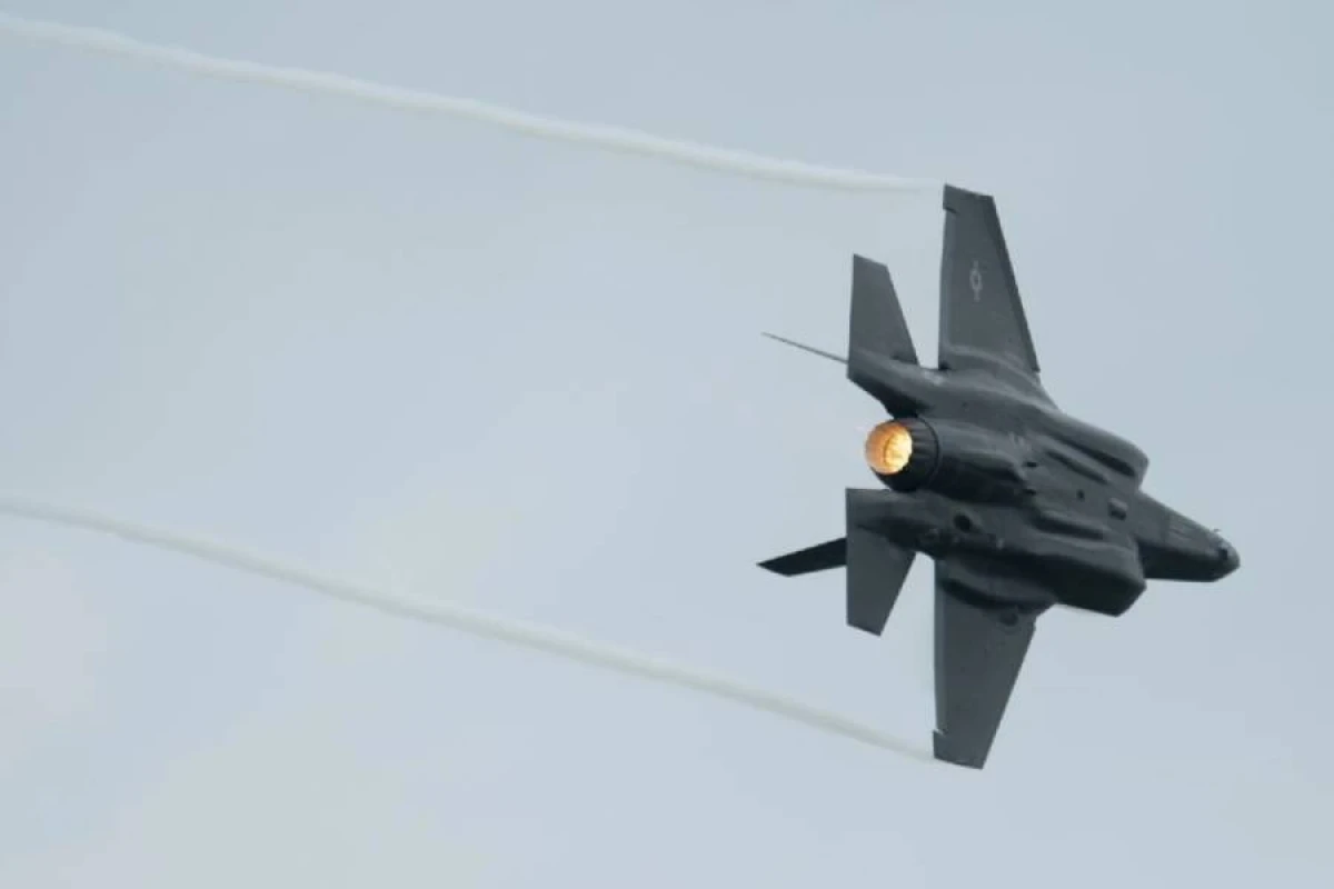 Fars körfəzində gərginlik: İran düşmən dronunu vurduğunu açıqladı