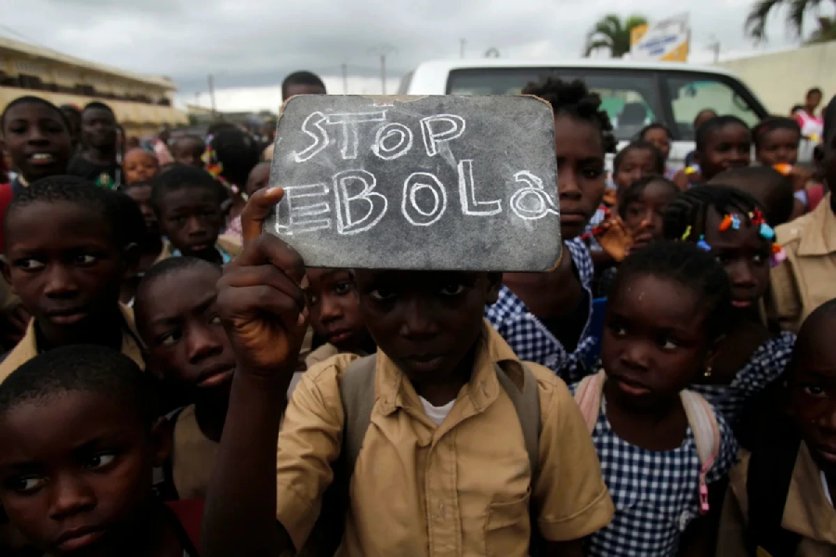 Uqandalı həkimdən qorxulu xəbərdarlıq: Ebola bu xəstəliklə səhv salına bilər