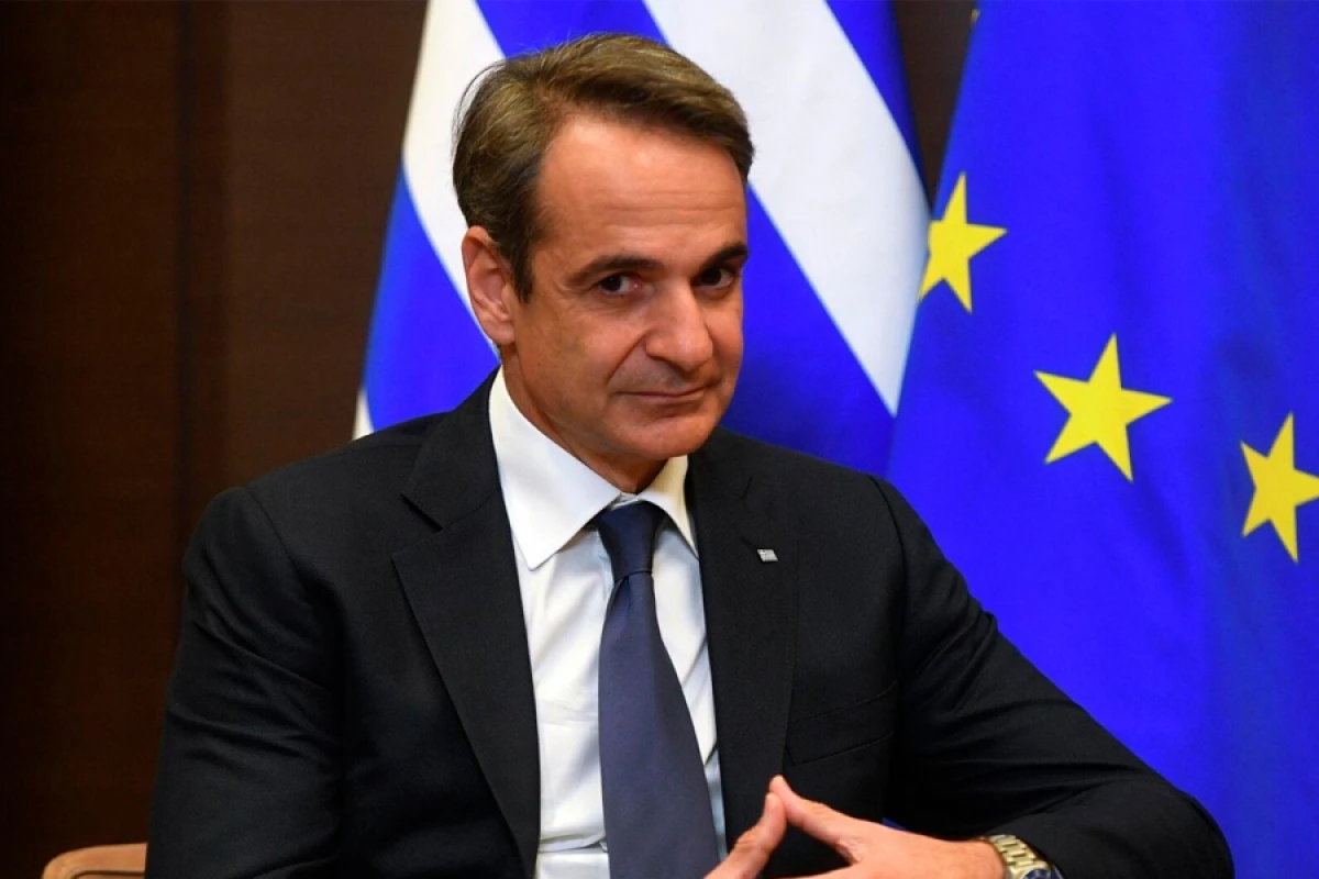 Kiriakos Mitsotakis Prezident İlham Əliyevi təbrik etdi