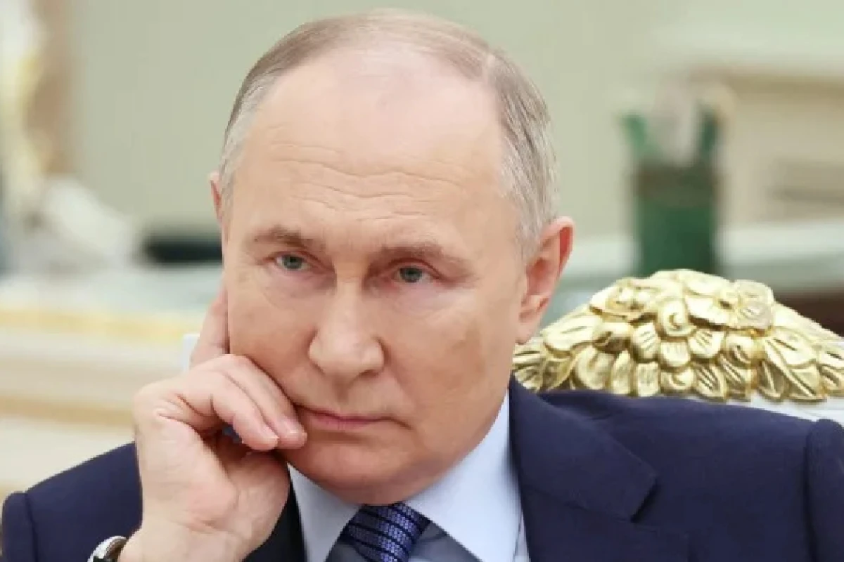"İki stulda nə qədər otura bilərsən? - Putindən İrəvana sual