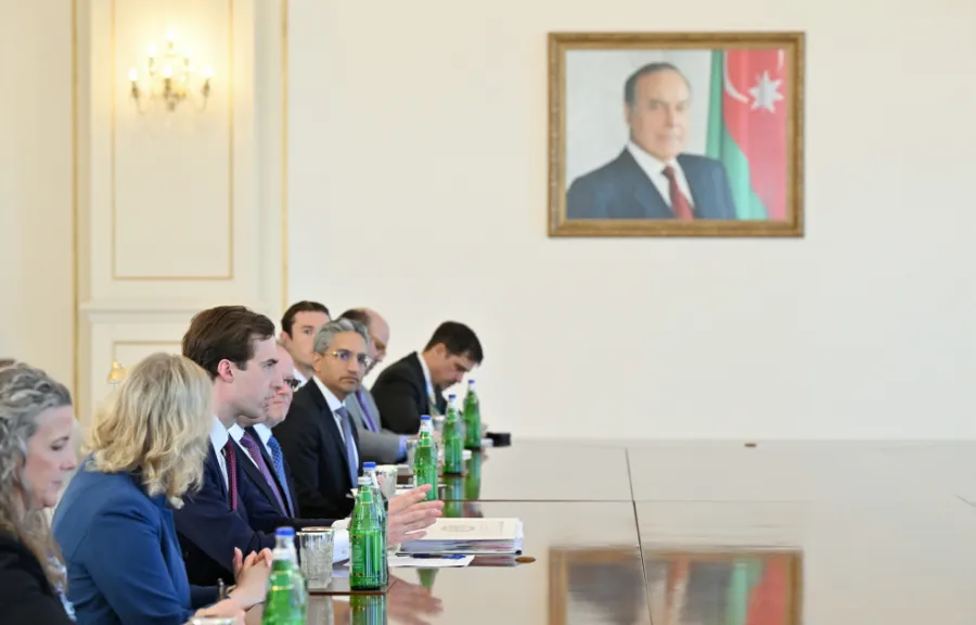 ABŞ Dövlət katibi elçi göndərdi, Prezident qəbul etdi — 1