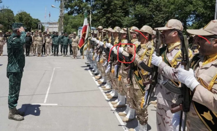 Azərbaycanlı generalın qarşısına çıxan İran sərhədçiləri - böyük müzakirə doğurdu
