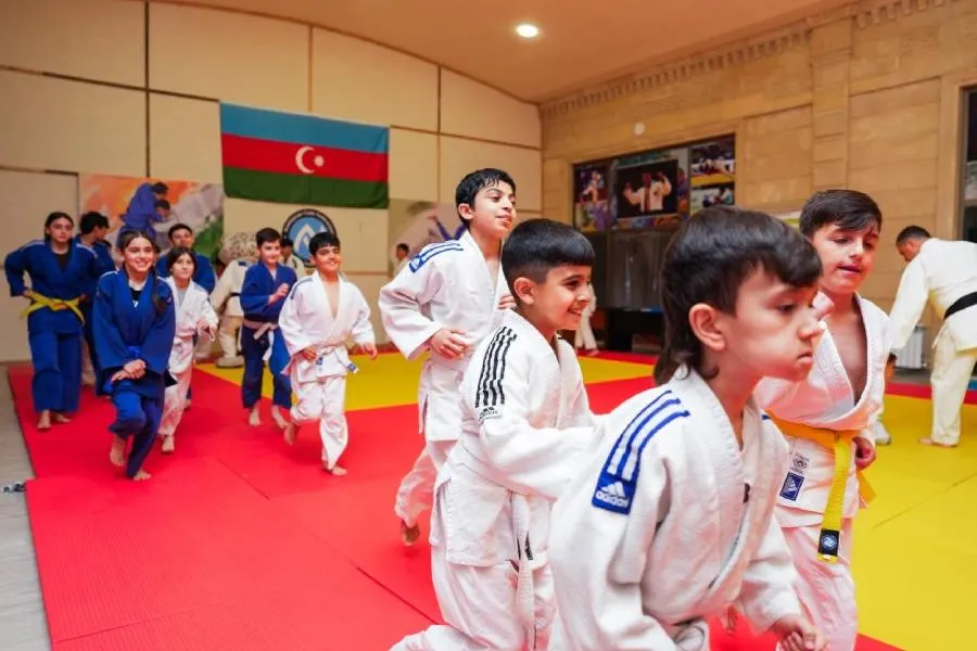 Mərdəkan və Qala qəsəbələrində yeni cüdo zalları istifadəyə verildi