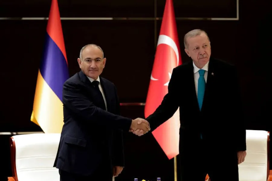 Seçkidən 5 gün əvvəl Nikol Ərdoğana zəng etdi: Bayramınız mübarək, cənab prezident!
