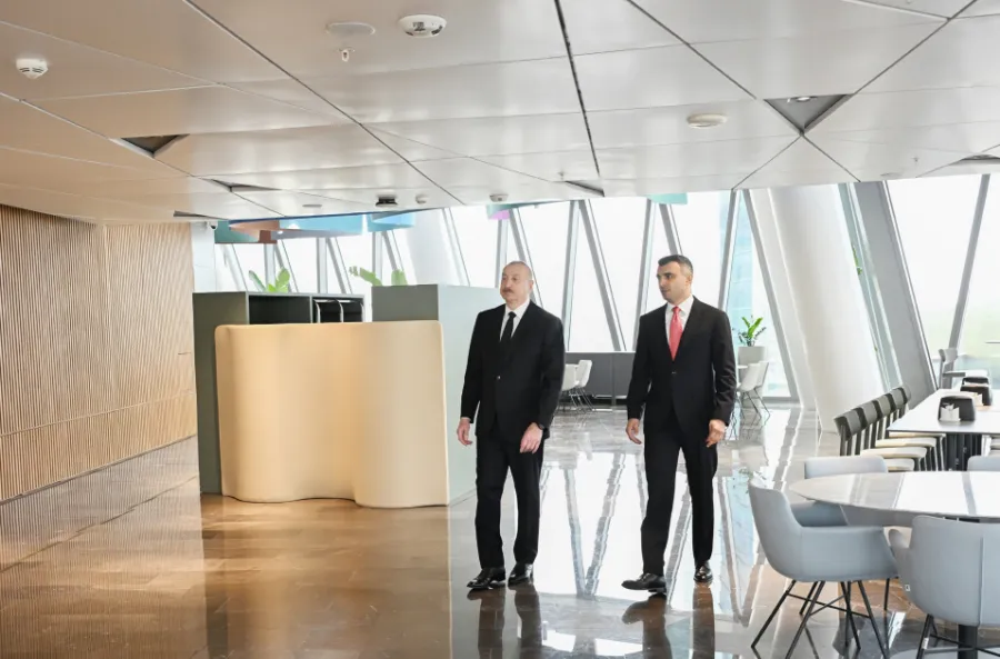 Prezident Mərkəzi Bankın yeni binasını açdı - 35 mərtəbəlidir — 1