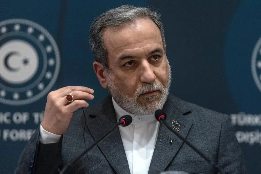 İran Küveyt və Bəhreynə hücumlarına bəraət qazandırdı: “Bu, özünümüdafiə idi”