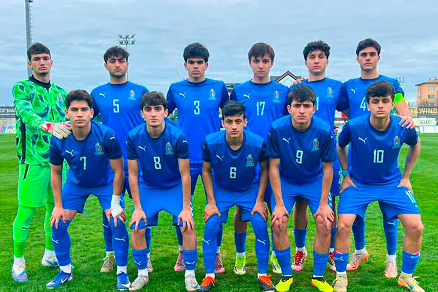 Qazaxıstan oyunları öncəsi U-17-də heyət yeniləndi