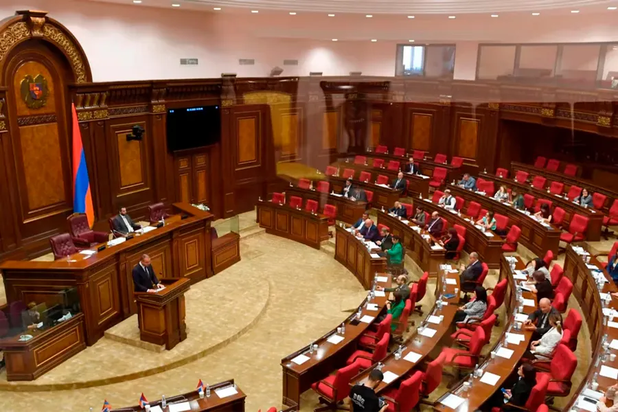 Paşinyan neçə deputat yeri qazandı?