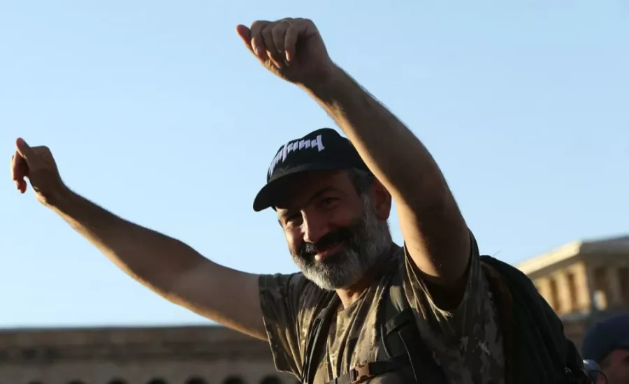 Paşinyanın qələbəsi regionun gələcəyinə nə vəd edir? -  Nəzərə alsaq ki, artıq güclənir, silahlanır və 6 il əvvəlki deyil