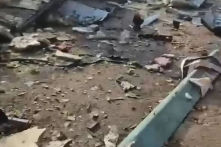 Rusiya Dnepropetrovskda bazarı bombaladı: yaralılar var - VİDEO