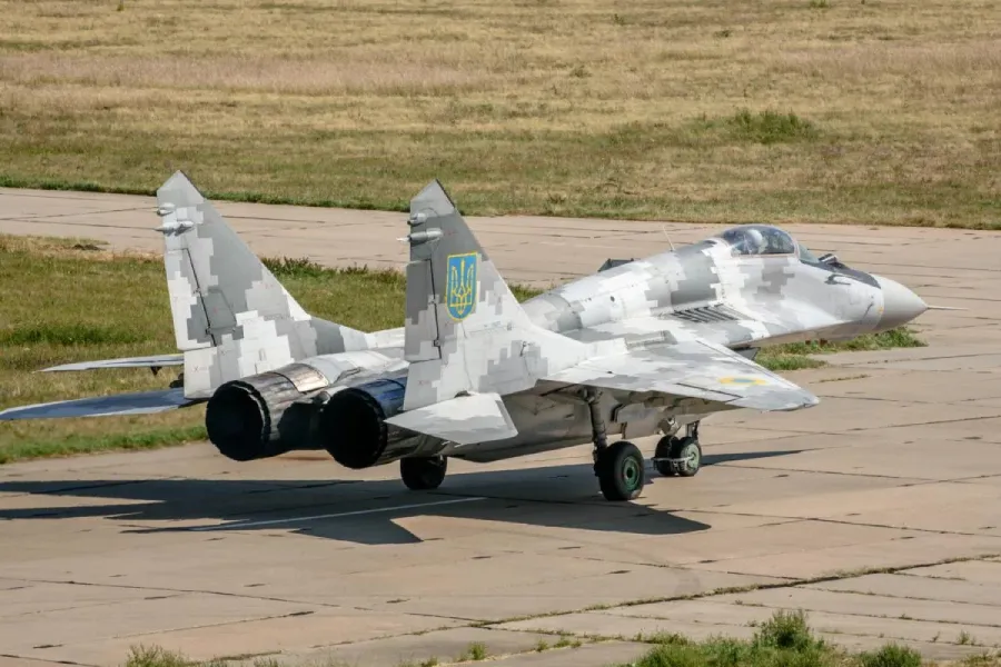Ukraynaya məxsus hərbi təyyarə qəzaya uğradı - Pilotlar öldü