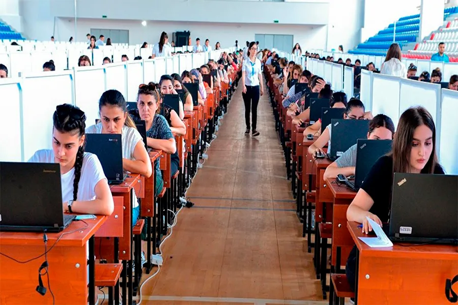 Müəllimlərin sertifikasiya imtahanları başladı - YENİLƏNDİ