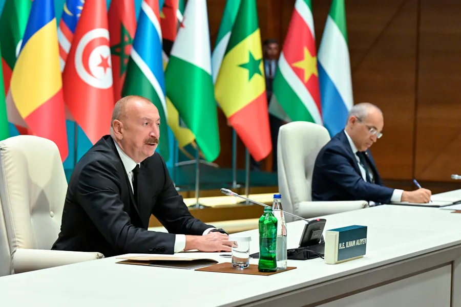 Prezident: Biz infrastruktura çox böyük sərmayələr yatırırıq