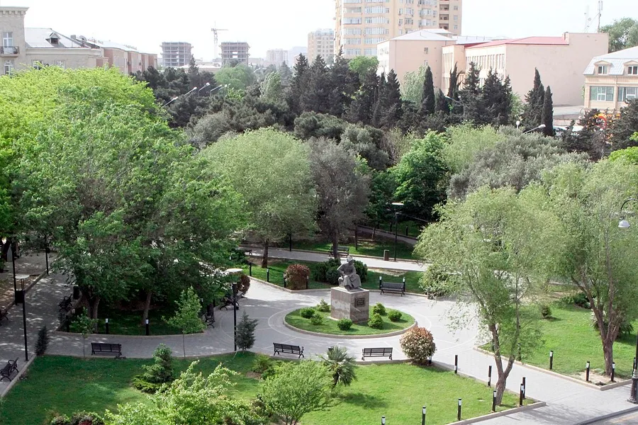 Bakıda sakinlərin 34 ildir “qoruduqları” qatil – Onu niyə təslim etmirik?