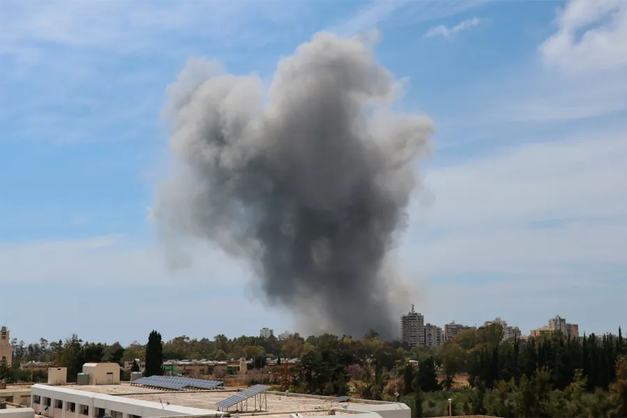 Sülh imzalanıb, bombardıman isə davam edir