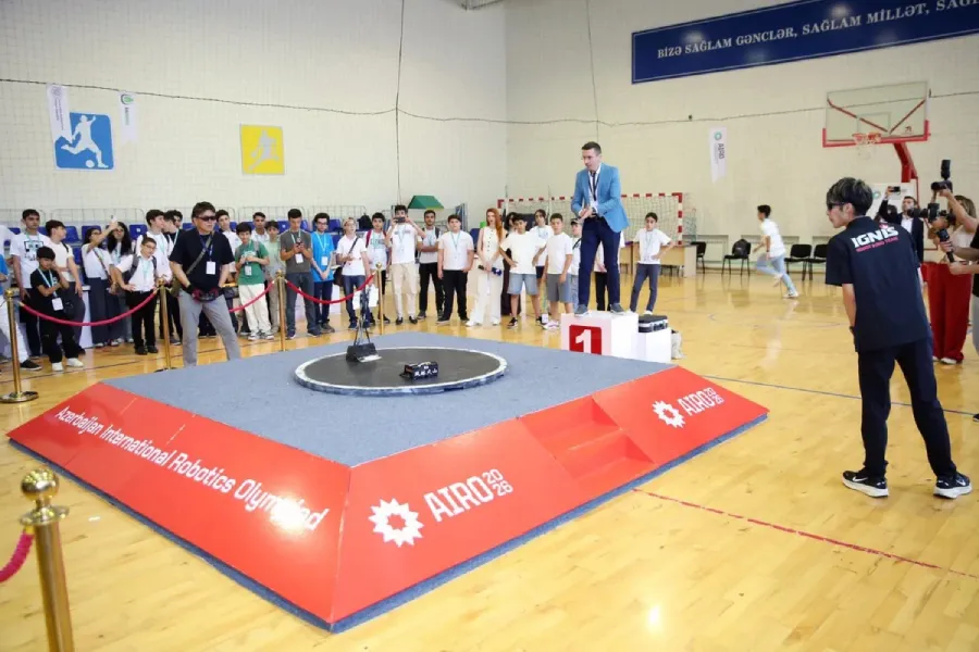 Beynəlxalq Robot Olimpiadasının açılış mərasimi keçirildi