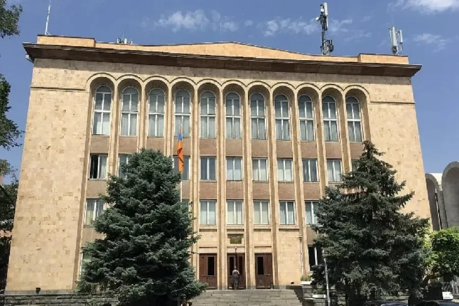 Ermənistanda seçki mübahisəsi: Konstitusiya Məhkəməsi işə baxacaq