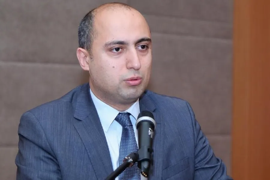 Repititorluğu ləğv etmək mümkün deyil - Emin Əmrullayev
