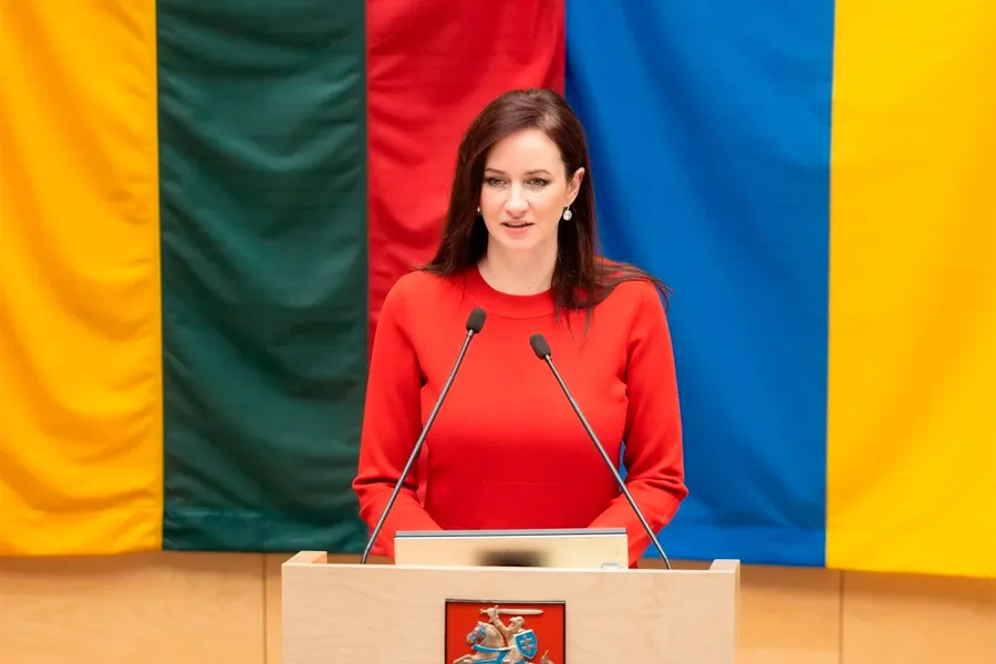 Ruqinenenin başçılıq etdiyi Litva hökuməti istefa verdi