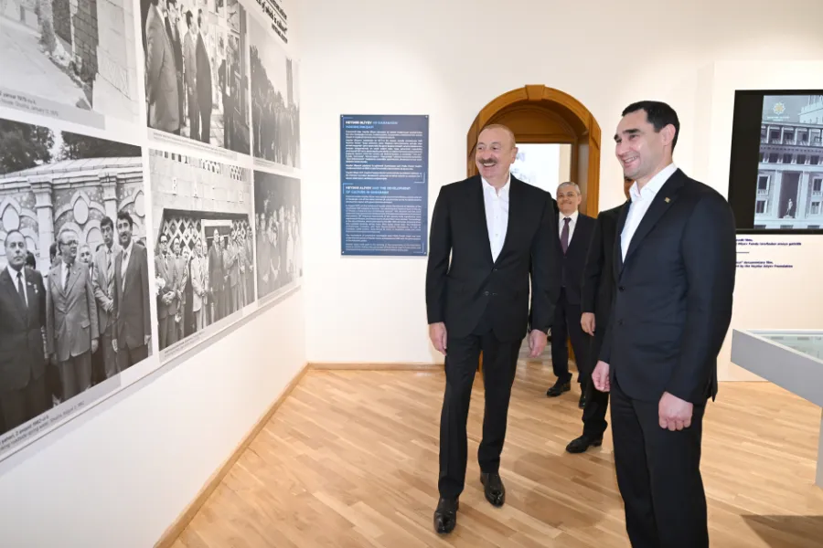 Liderlər Şuşada "Heydər Əliyev və Qarabağ" sərgisi ilə tanış oldular — 1