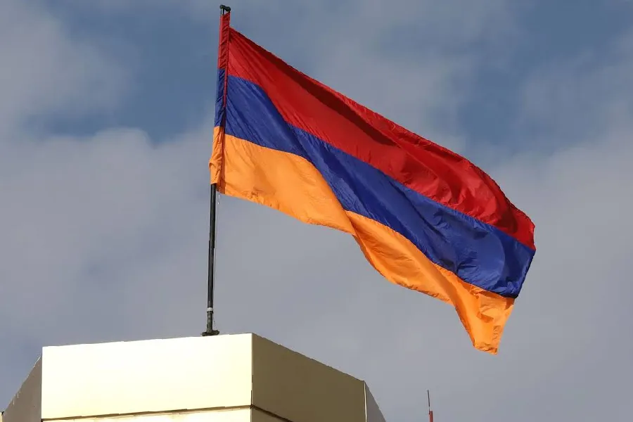 Ermənistan Ukraynanın bərpası forumunda: Moskva ilə gərginlik fonunda yeni mesaj