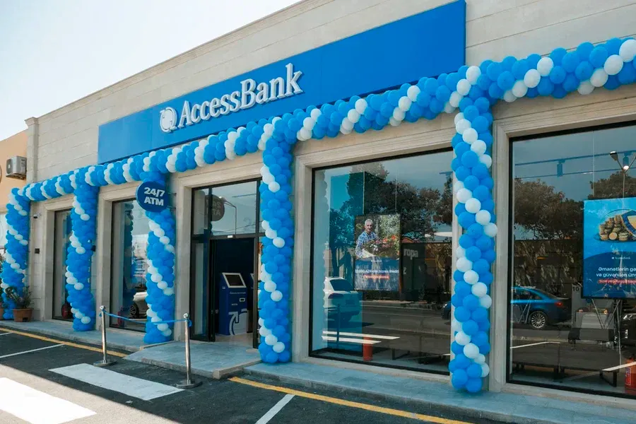 AccessBank yaranan problemlə bağlı müştərilərinə xəbərdarlıq etdi