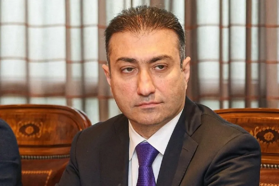 Anar Bayramov daha üç xəstəxananın direktorunu işdən çıxardı