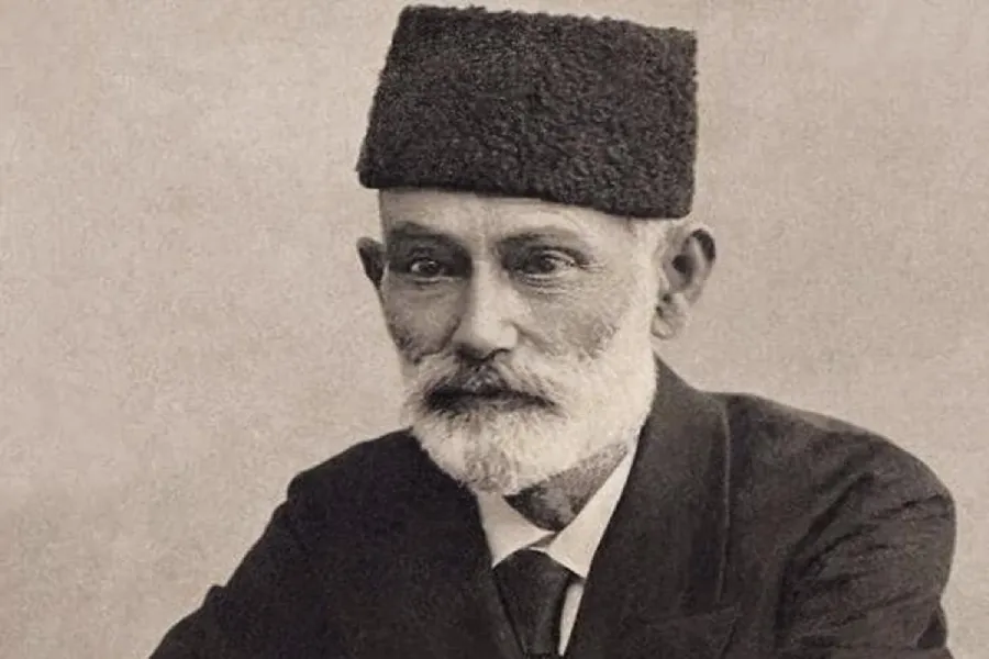 Milli mətbuatımızın banisi Həsən bəy Zərdabinin doğum günüdür