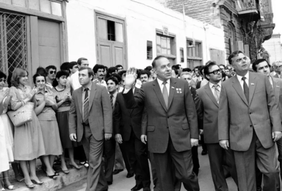 SSRİ-ni naxçıvanlılar dağıtdı... - Moskvanın "palaz altına süpürdüyü" həqiqət