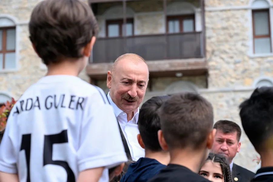 Niyə azərbaycanlılar Əliyevə alternativ görmürlər?