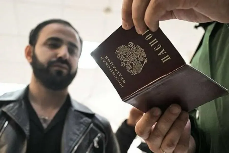 Азербайджанцы тоже под прицелом – Русские опубликовали список для выдворения мигрантов