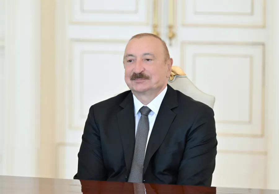 İlham Əliyev ABŞ senatoru ilə görüşdü: Strateji tərəfdaşlıq və sülh gündəliyi müzakirə olundu — 2