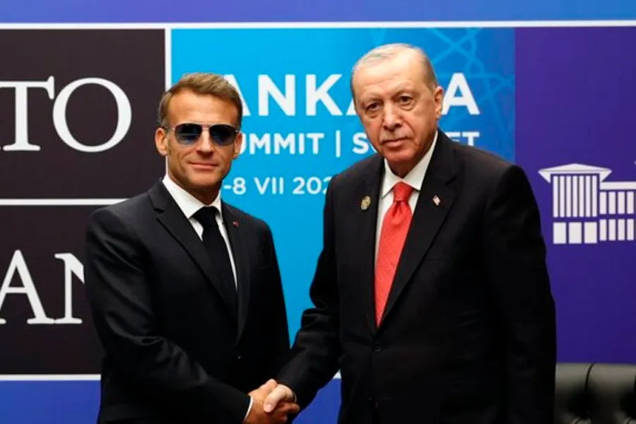 Ərdoğan və Makron Ankarada görüşdü