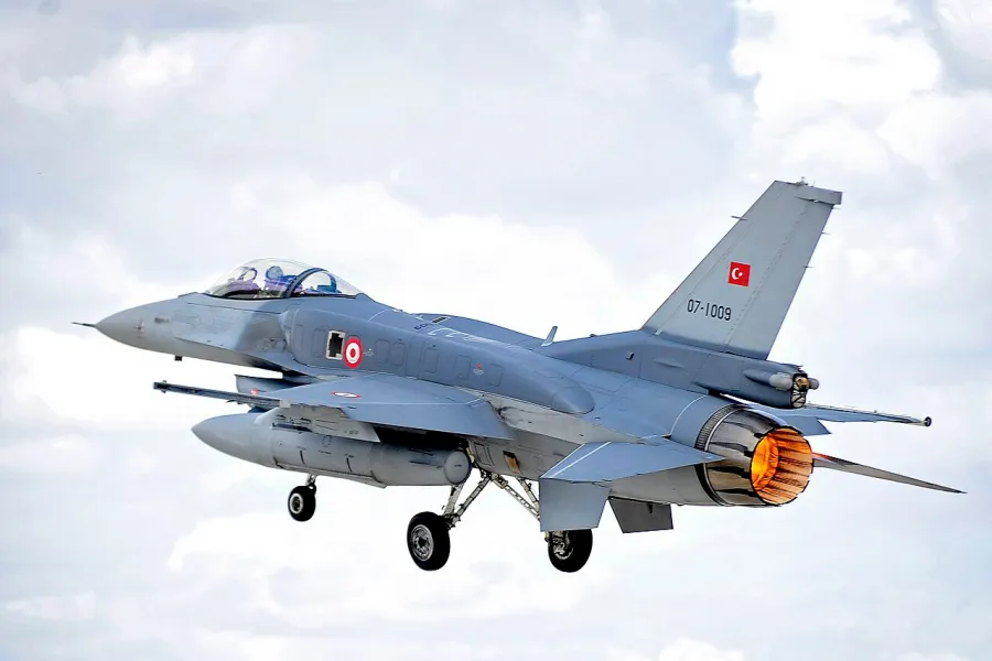 Ərdoğan F-16-ların yerləşdiriləcəyi ölkəni açıqladı