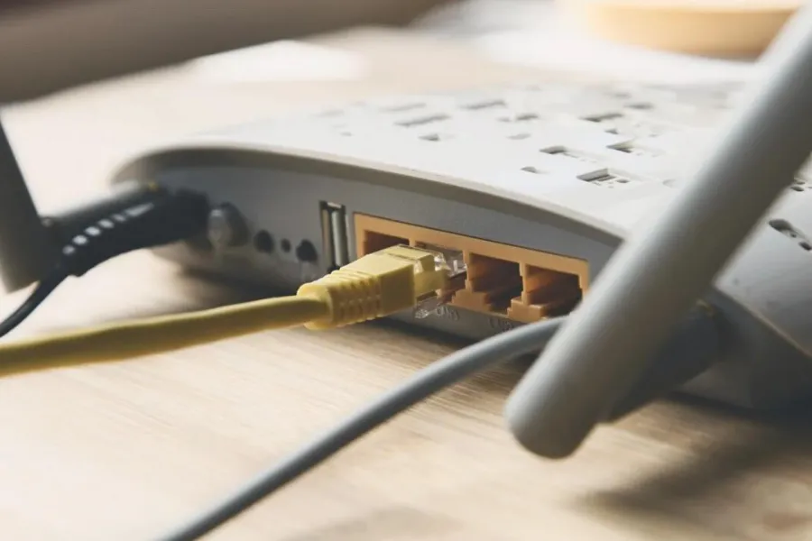 İnternet niyə zəif işləyir? Bu sadə səhvi çoxları edir