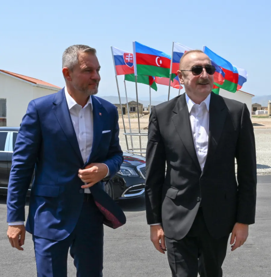 Liderlər Ağdamda məktəb binasının təməlini qoydular - FOTOLAR — 9