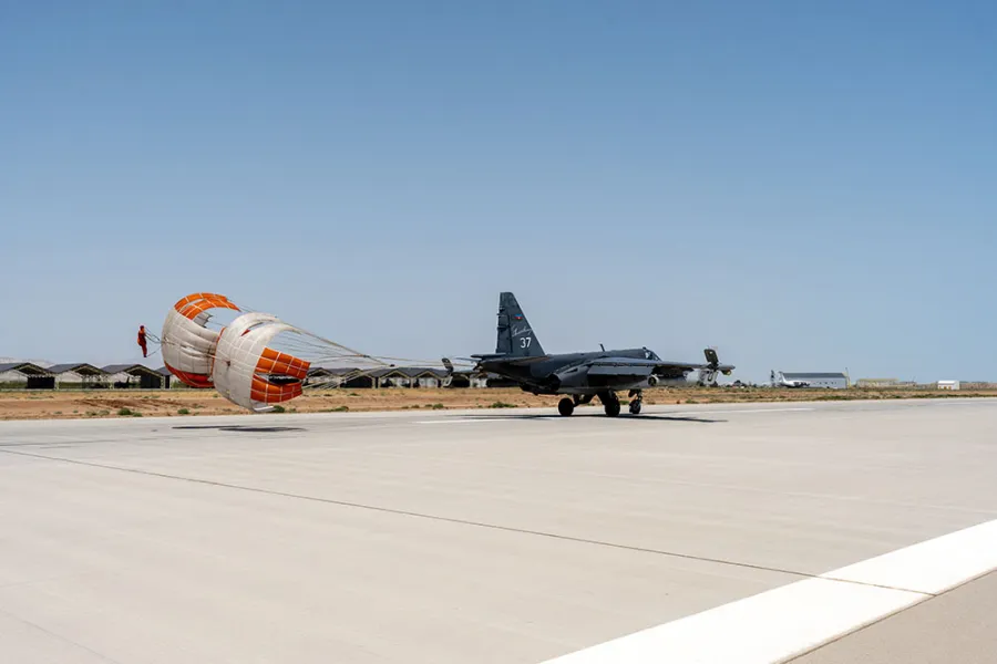 Azərbaycan pilotları çətin döyüş manevrləri üzrə tapşırıqlar yerinə yetirdilər — 4