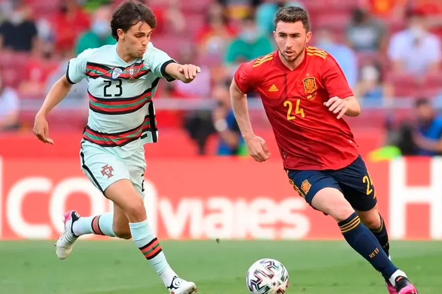 İspaniya millisinin futbolçusu "Real"a keçə bilər
