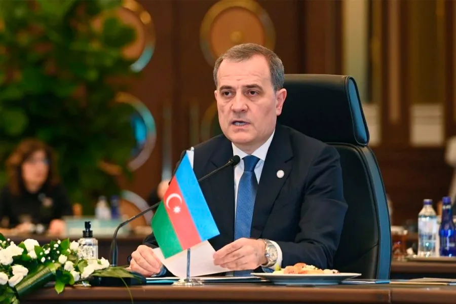 Azərbaycan Rusiya-Ukrayna münaqişəsinin sülh yolu ilə həllinə çağırır