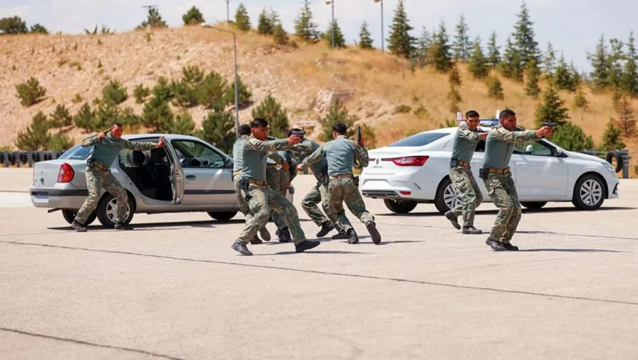 Azərbaycan hərbçiləri Türkiyədə xüsusi hazırlıqdan keçdi — 6