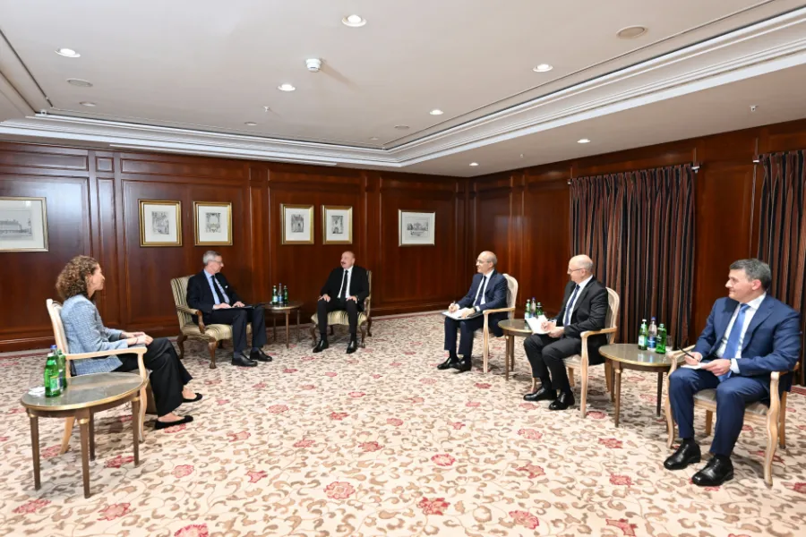 İlham Əliyev Berlində vacib görüş keçirdi — 1