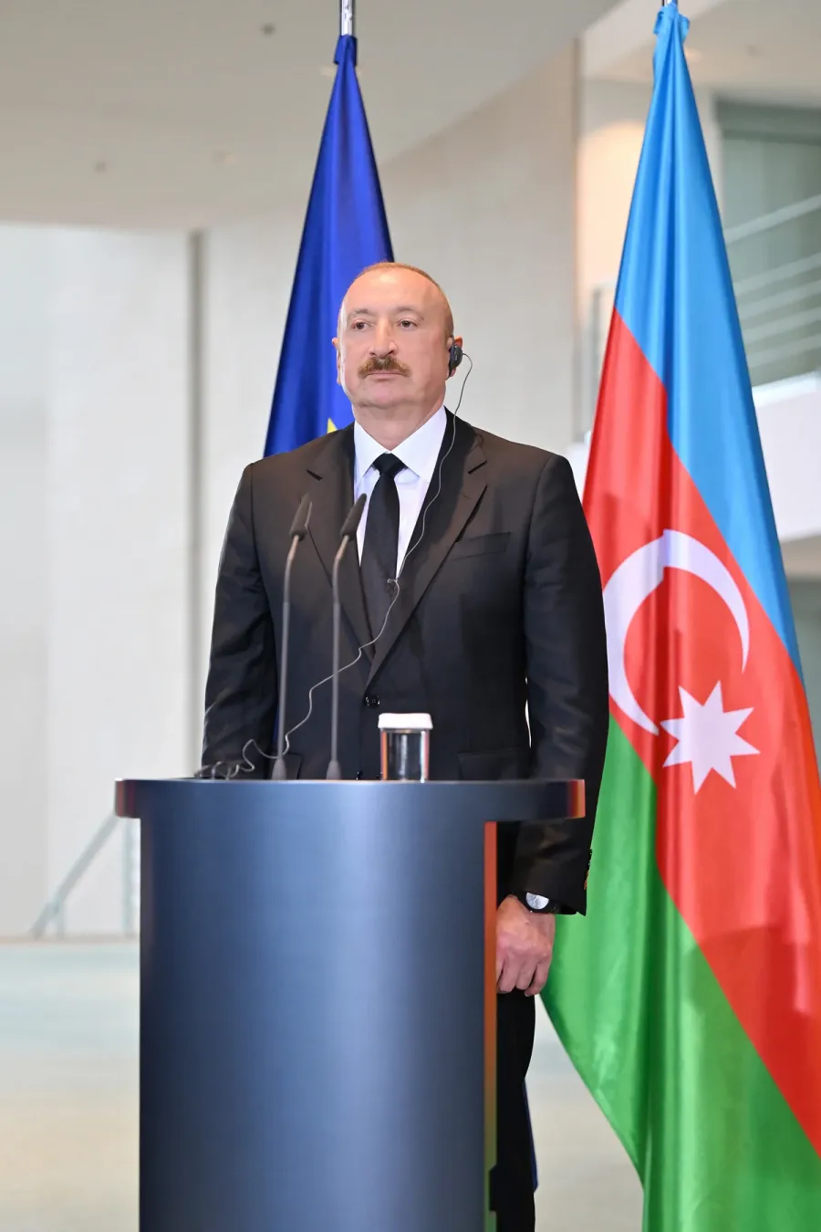 Prezident və Fridrix Merts mətbuata bəyanatlarla çıxış etdilər - YENİLƏNDİ — 1