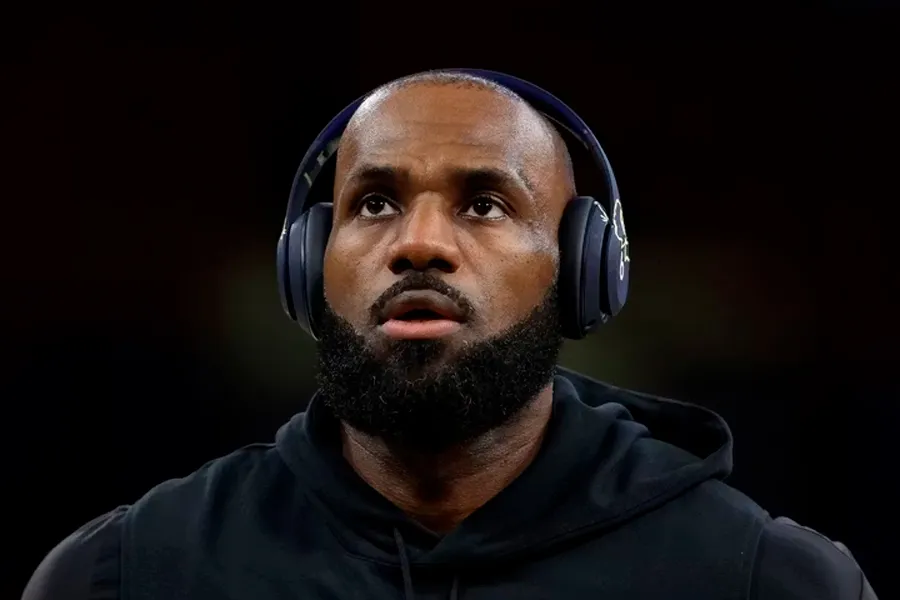 LeBron gələcək vida ilə bağlı ürəyini açdı