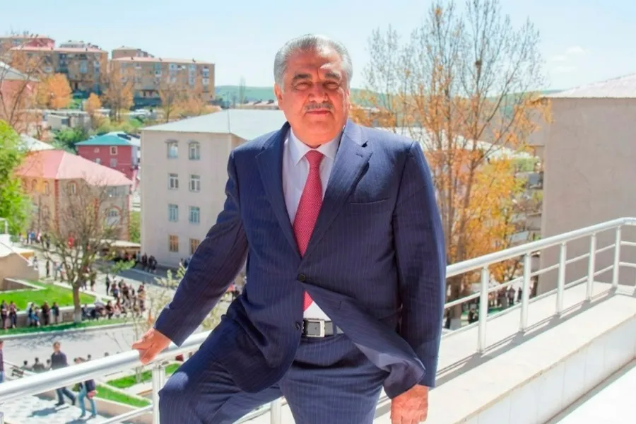 Naziri döydü, sədri MM-dən qovdu, gizlicə müxalifətə qoşulmaq istədi – Əhəd Abıyev haqda sensasion detallar