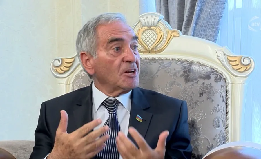 Xalq artisti söyüş söydüyünə görə 40 illik həyat yoldaşı olan qadını boşadı 